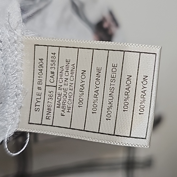 5/25 ♥️ BB Dakota off the shoulder blouse - Picture 7 of 8